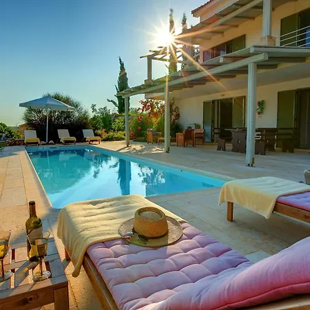 Asterias Ideales Villa *